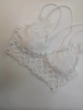 FLORAL LACE BRALETTE (WHITE)