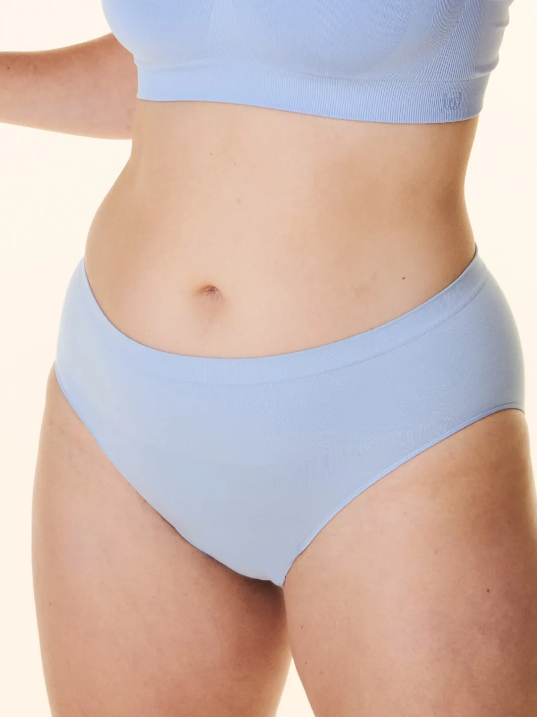 High-Rise Seamless Panty
