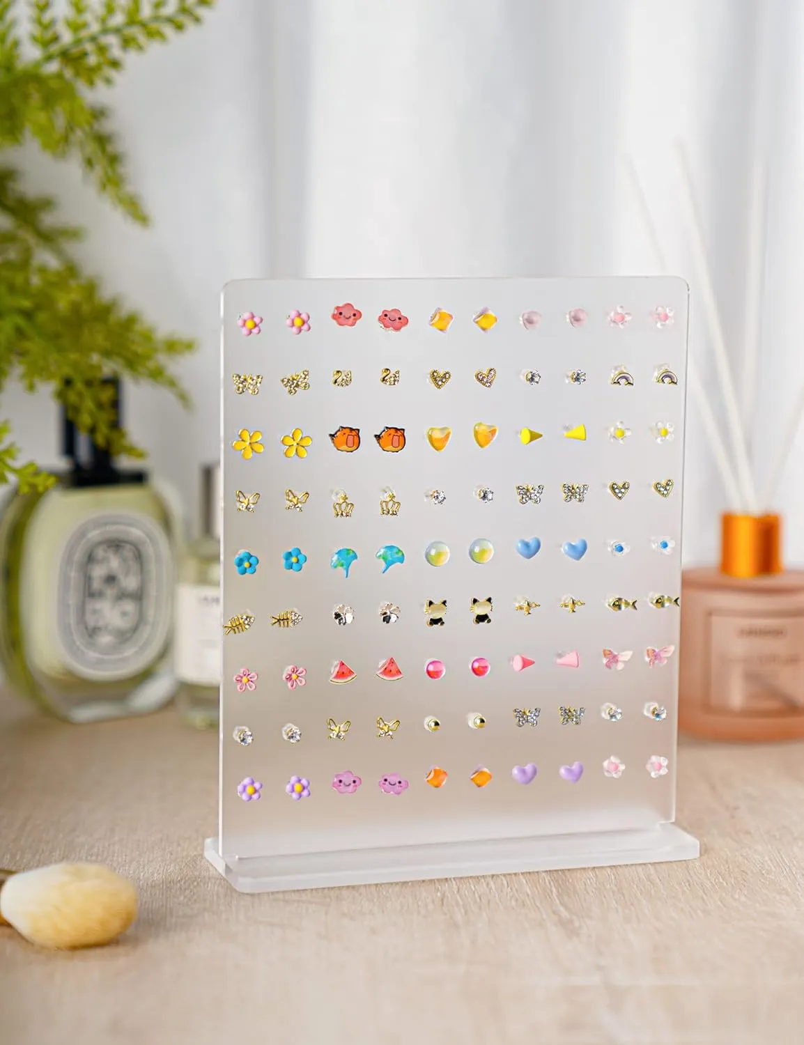 NiHome Acrylic Earring Stand 3PCS, Exquisite Double-Sided Acrylic Earring Organizer with 90 Holes Each - Lightweight and Sturdy Material, Unique Design with Larger Holes for Special Sizes
