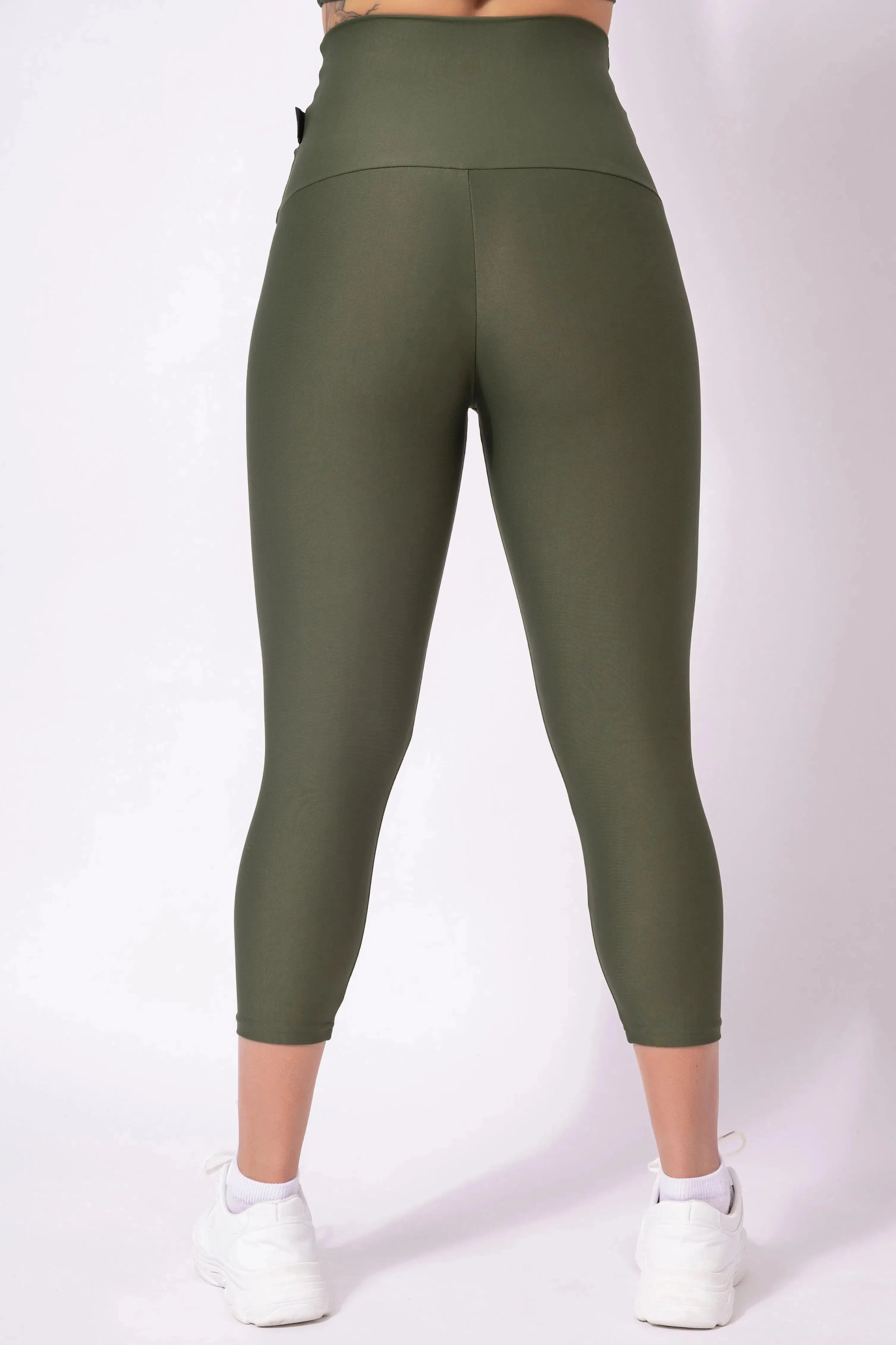 Performance Extra High Waisted Capri Leggings - Dark Khaki