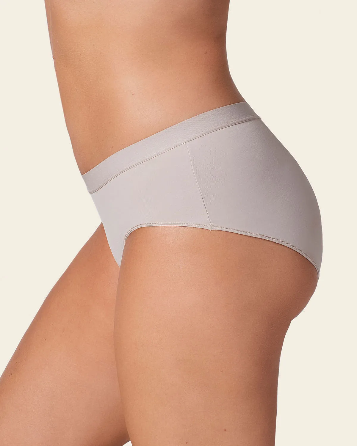 Semi Low-Rise Smooth Hiphugger Panty
